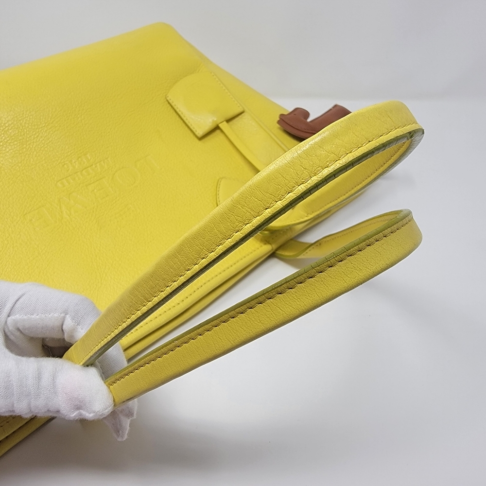 LOEWE Heritage Leather Tote Bag - Picture 8 of 12